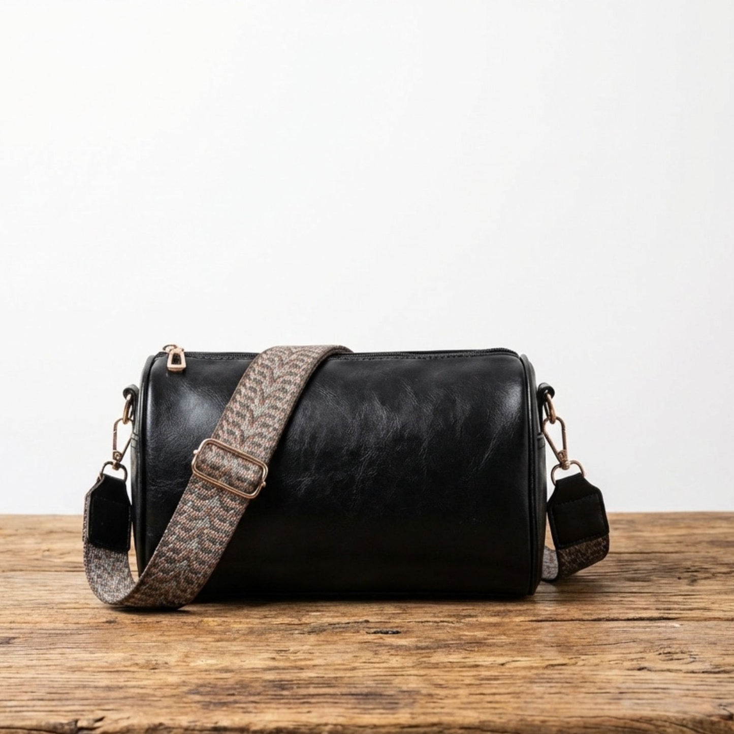 Trine | Vintage Crossbody Bag with Woven Adjustable Strap