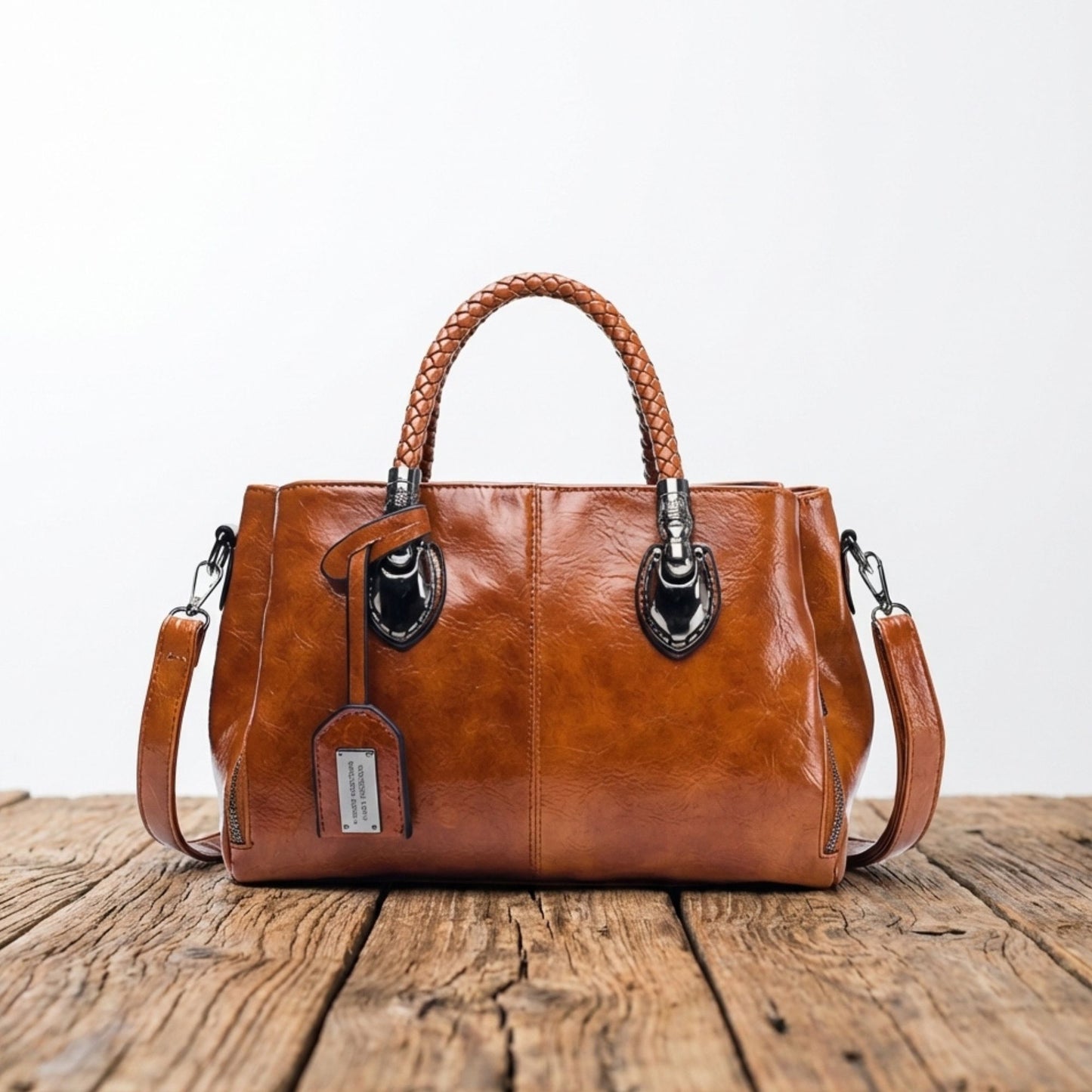 Fashionable leather bag - Amory