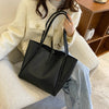 Ylva | Large capacity carry bag-Elly Rose