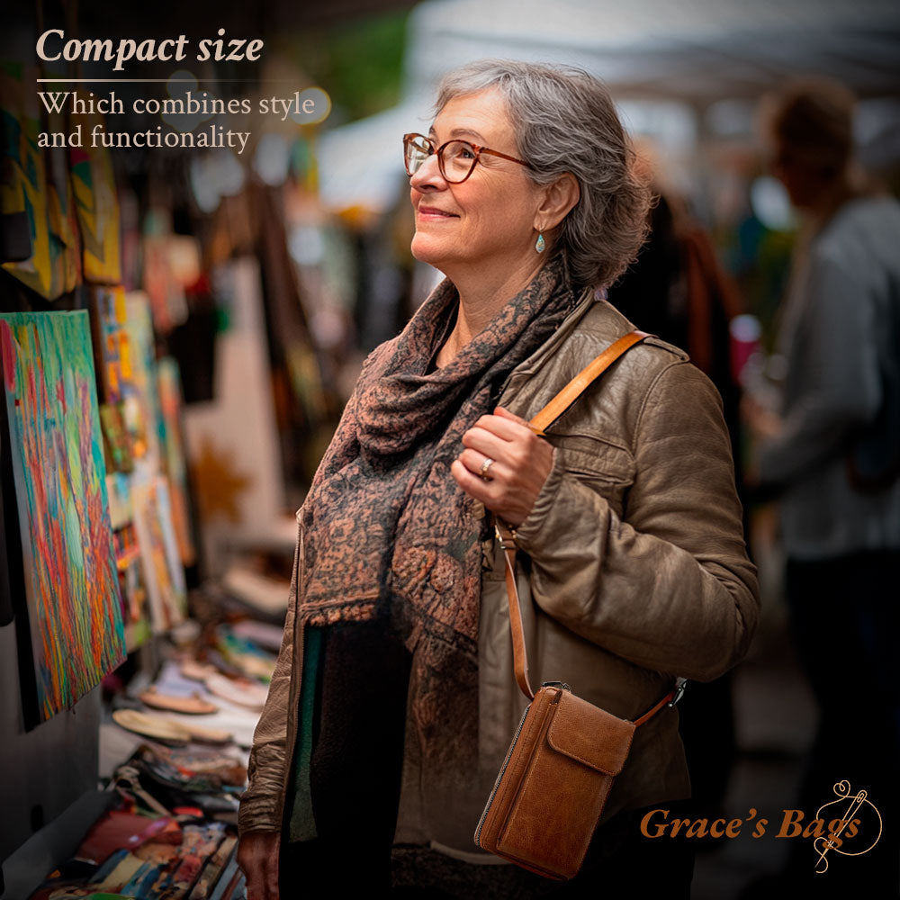 Nicole’s Chic Compact | Handbag-Elly Rose