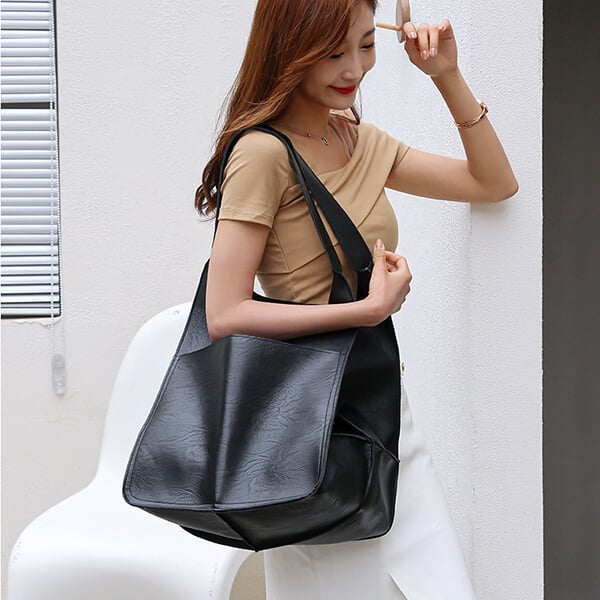 Xylia | New oversized handbag in handmade vegan leather.-Elly Rose