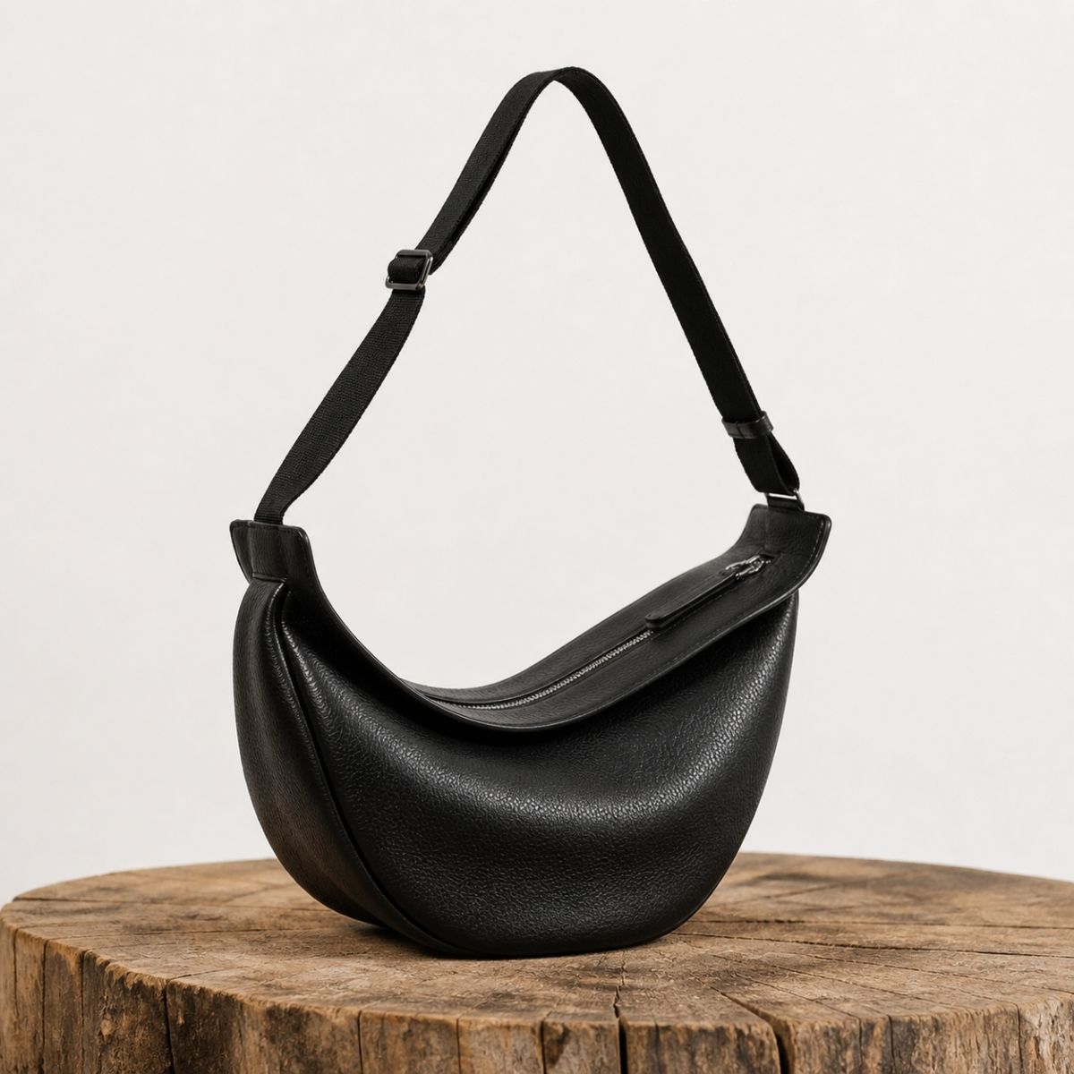 Sophia’s Classic Harmony CrossBody Bag
