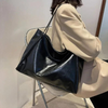 Pernille | Elegant Leather Shoulder Bag
