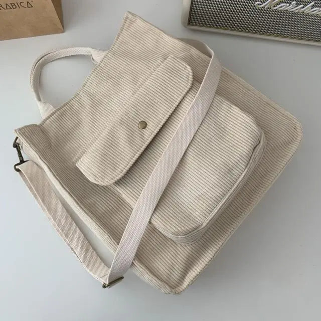 Gitte - Elegant and spacious Manchester bag-Elly Rose