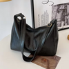 Iolanthe - Elegant and casual shoulder bag-Elly Rose