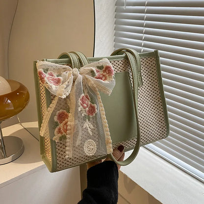 ChicWave Holiday braided handbag-Elly Rose