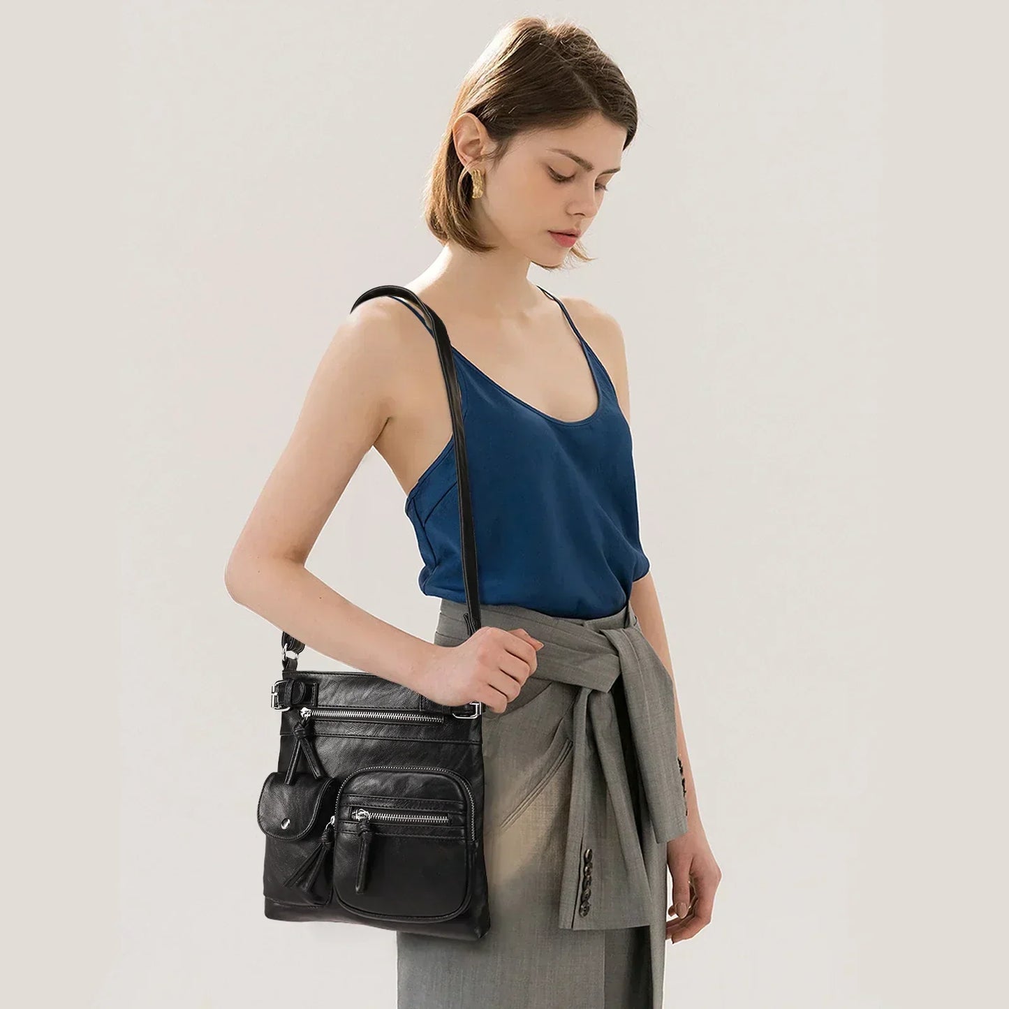 Zara | Soft leather shoulder bag with multiple compartments.-Elly Rose