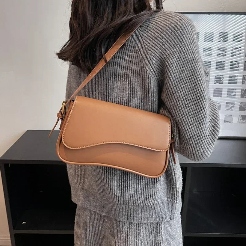 SunnyDreams Cane Bucket Bag-Elly Rose