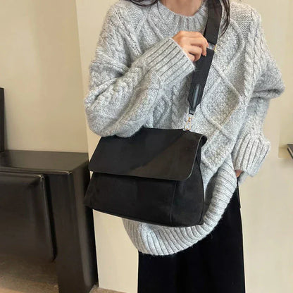 Erna | Vintage suede shoulder bag-Elly Rose