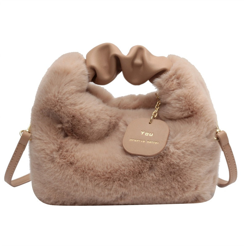 Fluffy handbag | This bag makes you want to hug it-Elly Rose