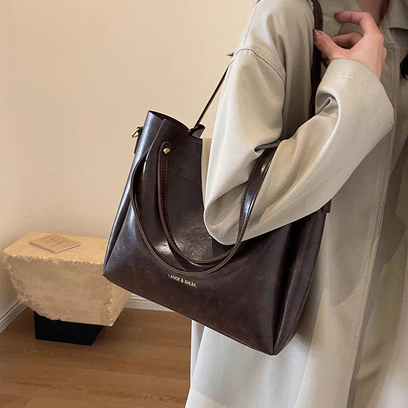Daria | Elegant leather bag with two handles-Elly Rose
