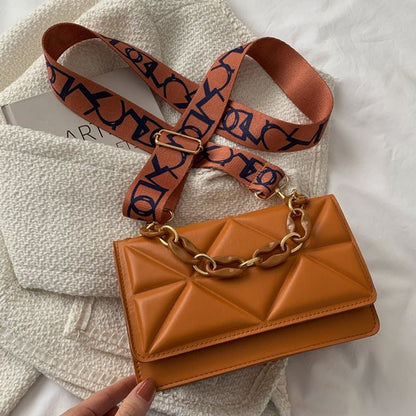 Savannah padded handbag | Elegant and trendy-Elly Rose