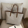 Avenelle - Trendy travel bag for women-Elly Rose