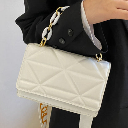 Savannah padded handbag | Elegant and trendy-Elly Rose
